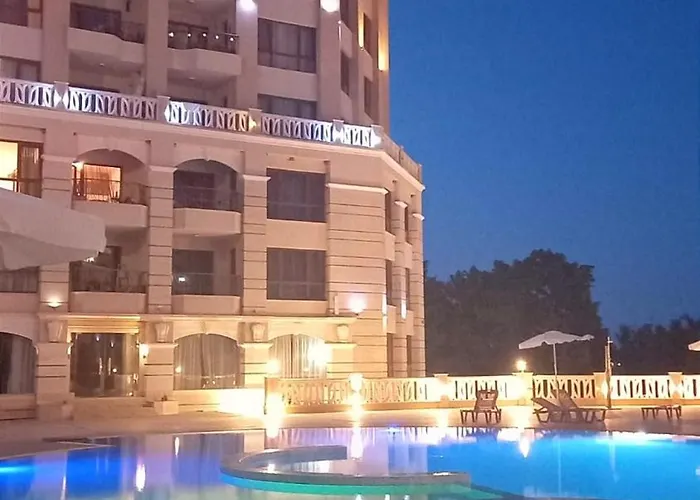 Cabacum Beach апартамент голубая лагуна Варна