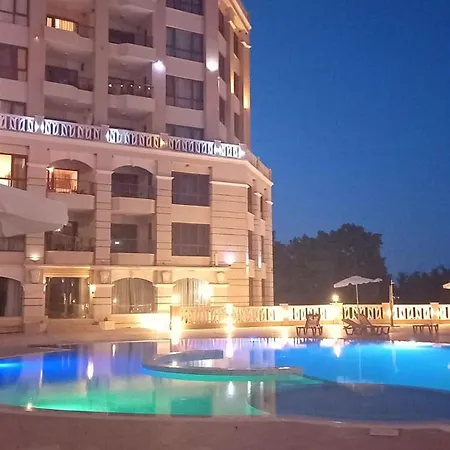 Cabacum Beach апартамент голубая лагуна فارنا